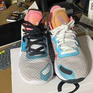 Nike Shoes Space Jam Looney Tunes